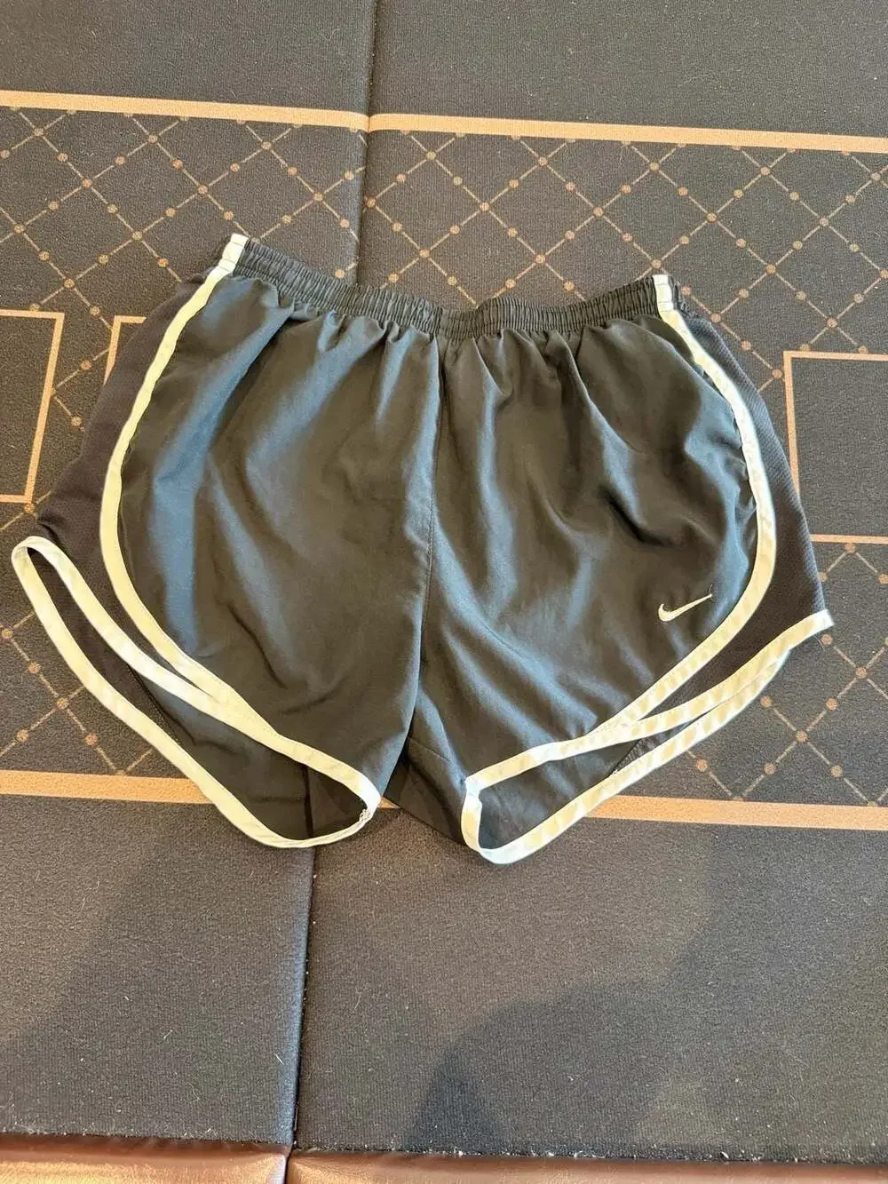 Nike Dri-FIT Women's Athletic Running Shorts Black with White Trim Size Small